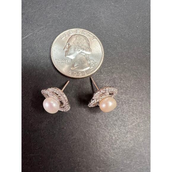 Cultured pearl swirl stud earrings in sterling silver with cz accents - Picture 3 of 14
